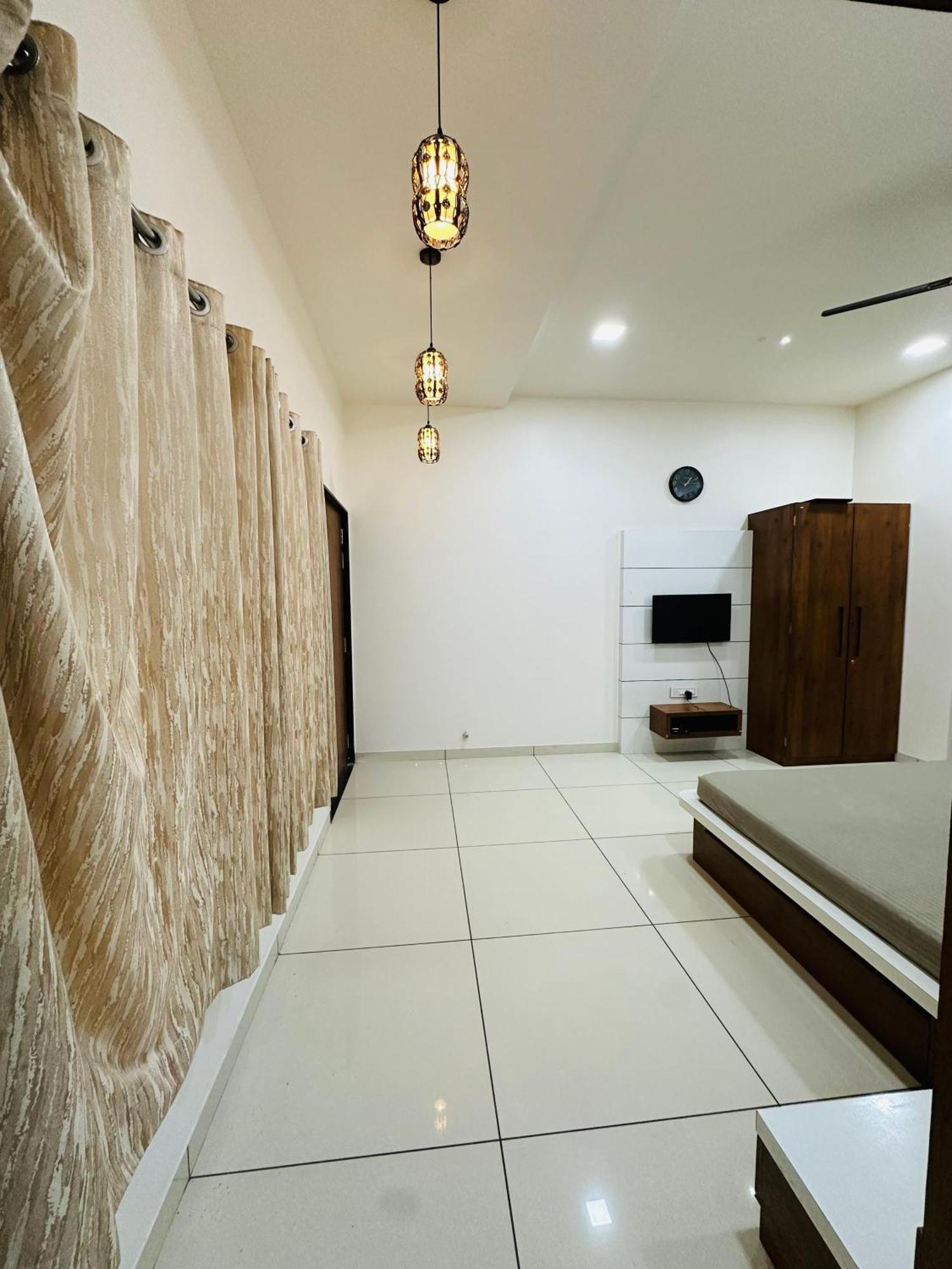 Srk Farm And Resort Anjar Exterior photo